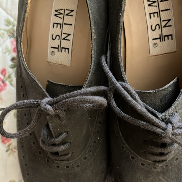 NINE WEST SIZE 7N - Picture 4 of 5